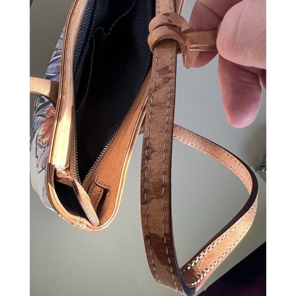 Brighton Purse Butterfly Print W/ Embroidery In Design “Never Hide Your Wings” - Picture 15 of 16